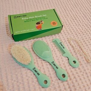 Bradys house baby hair brush set